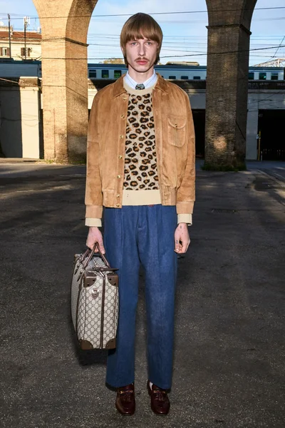 Look 44